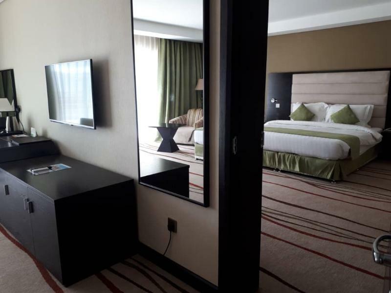 Crossroads Hotel ブランタイヤ エクステリア 写真